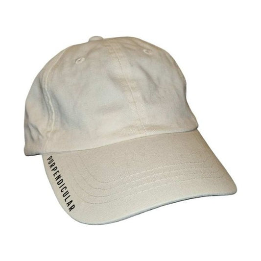 Purpendicular Brand Cap. Beige cap med logo 